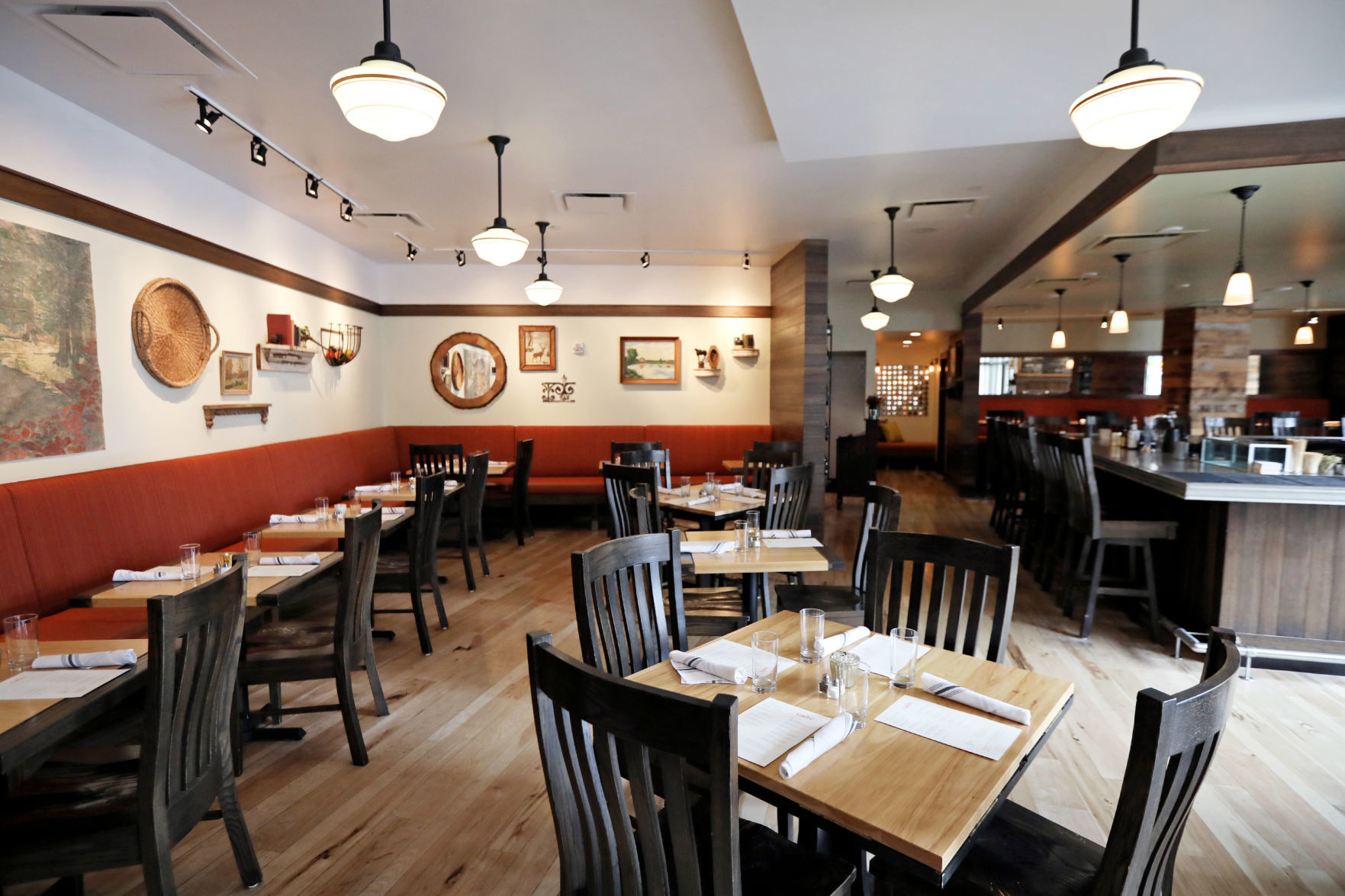 Cadre dining area